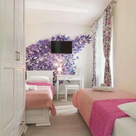 Ivana.r מאקרסקה